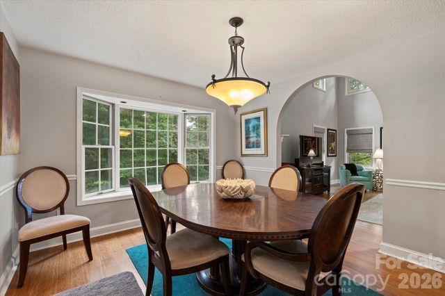 314 Sweetwater Hills Drive, Hendersonville, NC 28791