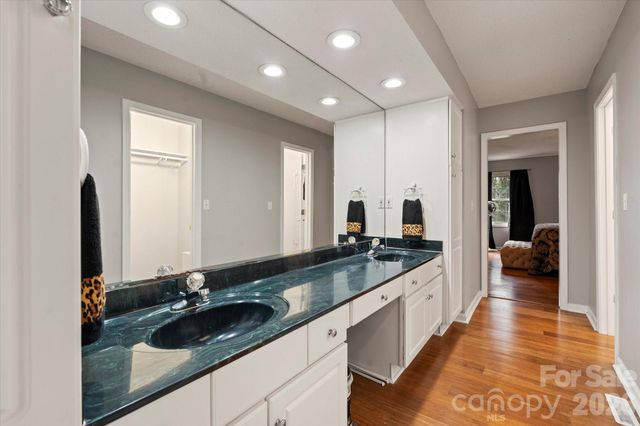 314 Sweetwater Hills Drive, Hendersonville, NC 28791