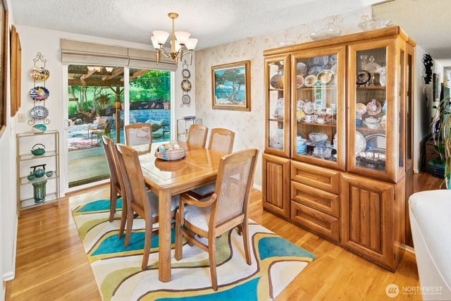 3610 NE 197th Street, Lake Forest Park, WA 98155