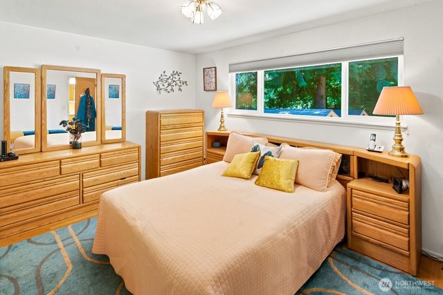 3610 NE 197th Street, Lake Forest Park, WA 98155