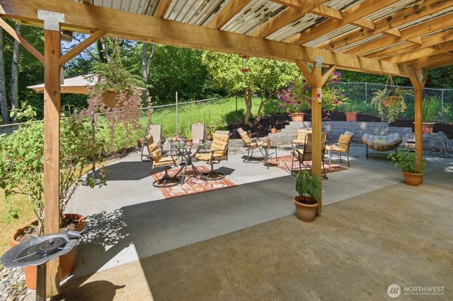 3610 NE 197th Street, Lake Forest Park, WA 98155