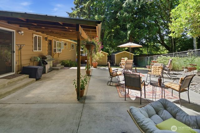 3610 NE 197th Street, Lake Forest Park, WA 98155