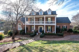 501 Maymont Drive, Cramerton, NC 28032