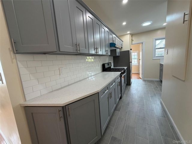 9545 112th Street, Richmond Hill, NY 11419