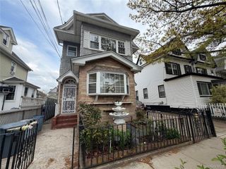 9545 112th Street, Richmond Hill, NY 11419