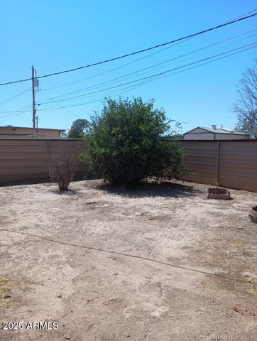 127 E APACHE Street, Huachuca City, AZ 85616