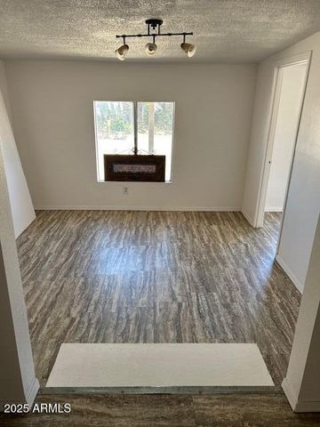 127 E APACHE Street, Huachuca City, AZ 85616