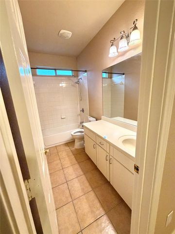 8704 Corral Circle, Fort Worth, TX 76244