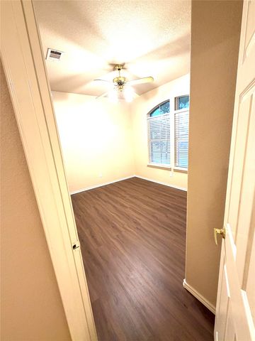 8704 Corral Circle, Fort Worth, TX 76244