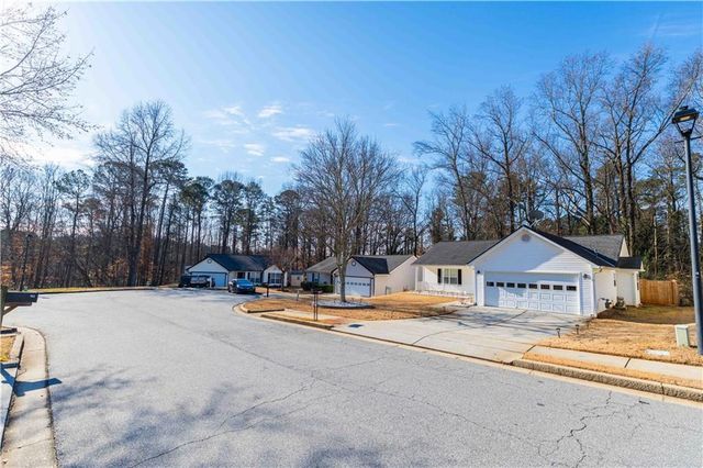 199 Amelia Creek Way, Lawrenceville, GA 30045