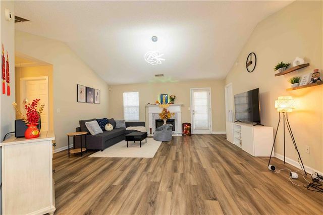 199 Amelia Creek Way, Lawrenceville, GA 30045