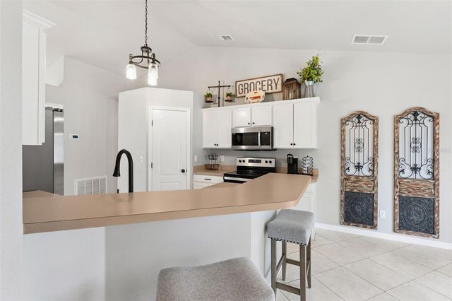 11710 GRAND BAY BLVD, Clermont, FL 34711