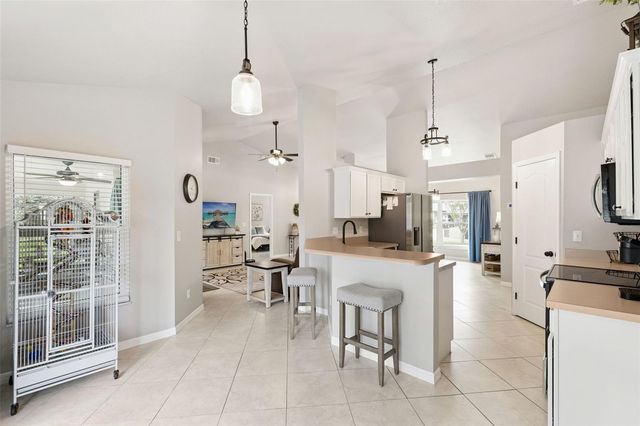 11710 GRAND BAY BLVD, Clermont, FL 34711