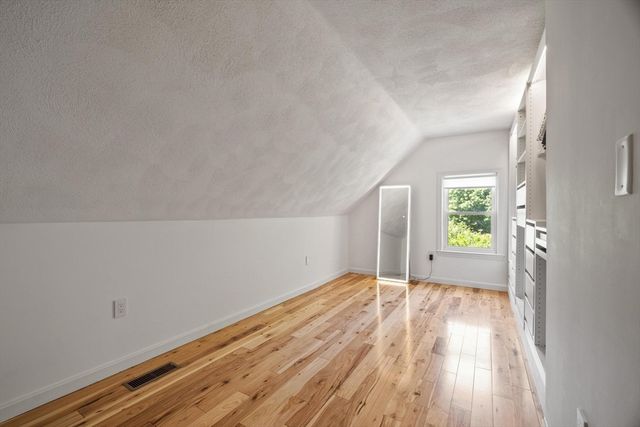 168 Washington St, Groveland, MA 01834