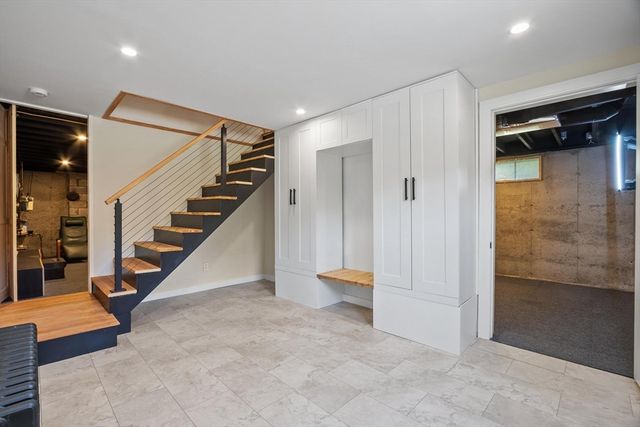 168 Washington St, Groveland, MA 01834