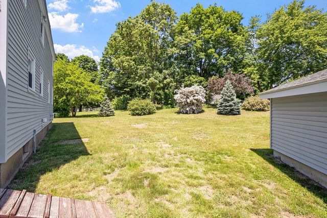 168 Washington St, Groveland, MA 01834