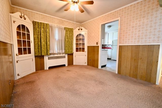 5 Gwyneth Rd, West Milford Twp., NJ 07480