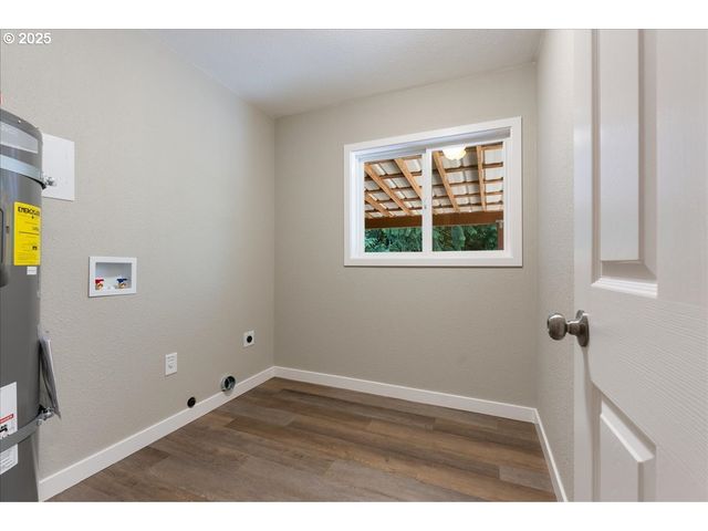 32900 Se COLORADO Rd, Sandy, OR 97055