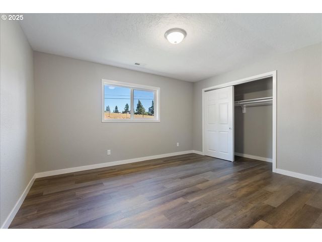 32900 Se COLORADO Rd, Sandy, OR 97055