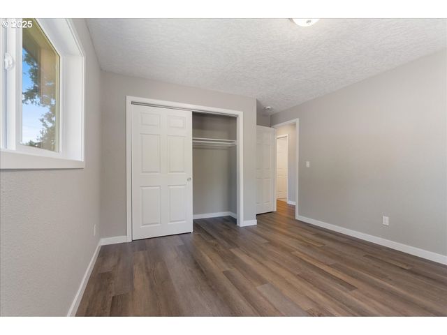 32900 Se COLORADO Rd, Sandy, OR 97055
