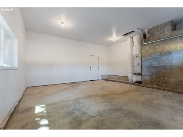 32900 Se COLORADO Rd, Sandy, OR 97055