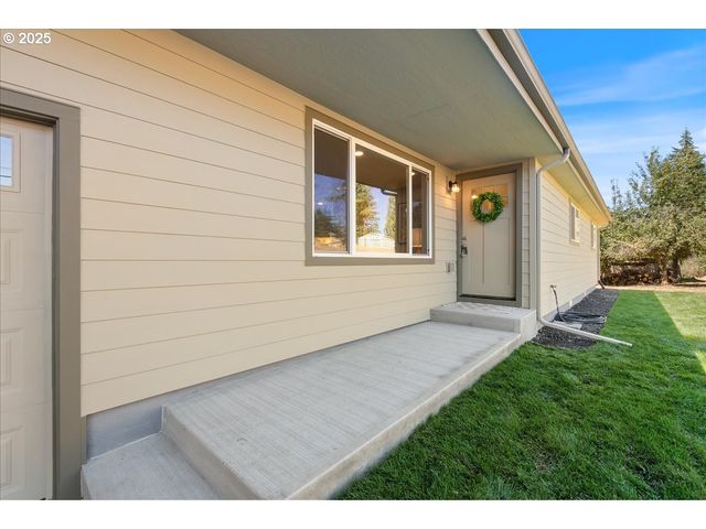 32900 Se COLORADO Rd, Sandy, OR 97055