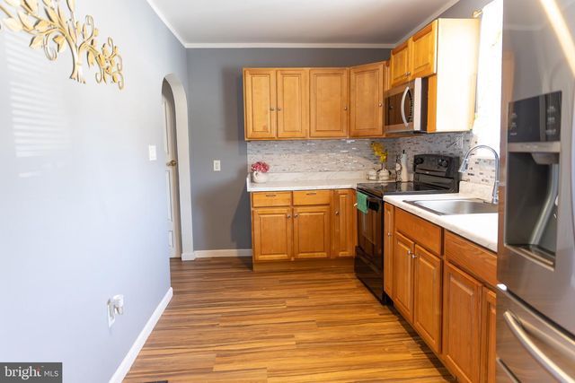 1024 E LISBURN ROAD, Mechanicsburg, PA 17055