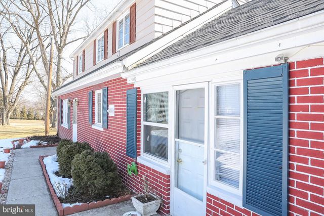 1024 E LISBURN ROAD, Mechanicsburg, PA 17055