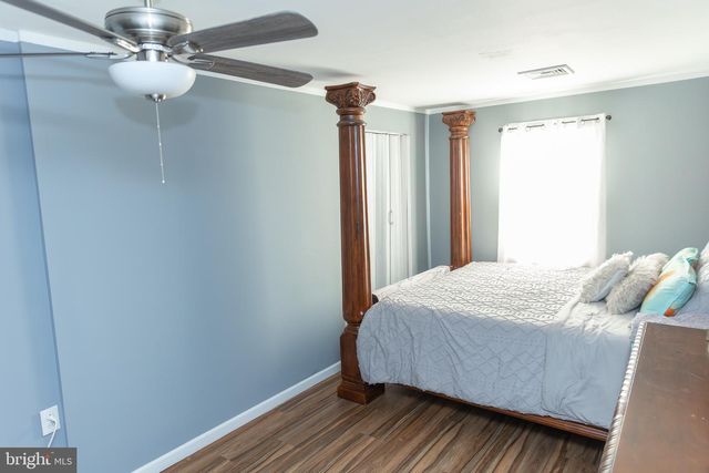 1024 E LISBURN ROAD, Mechanicsburg, PA 17055