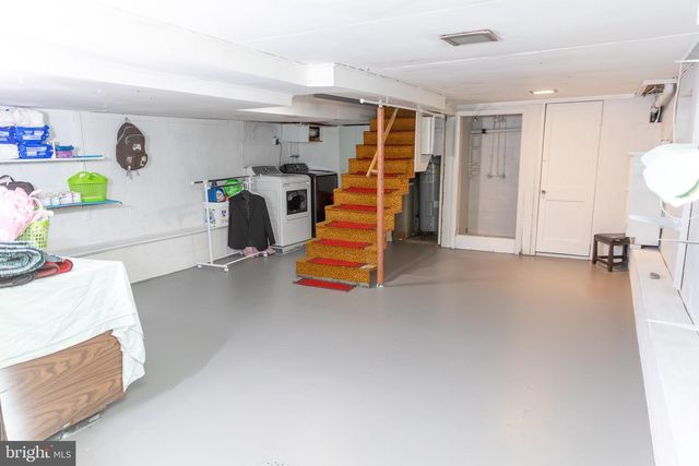 1024 E LISBURN ROAD, Mechanicsburg, PA 17055