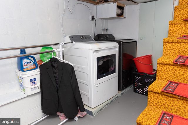 1024 E LISBURN ROAD, Mechanicsburg, PA 17055