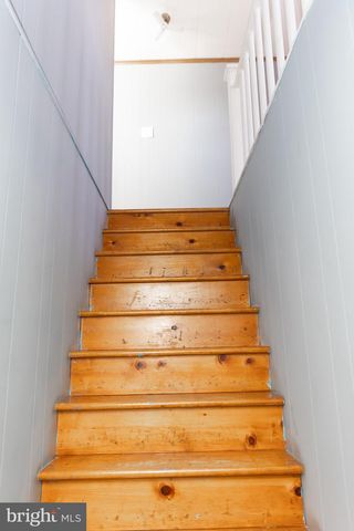 1024 E LISBURN ROAD, Mechanicsburg, PA 17055