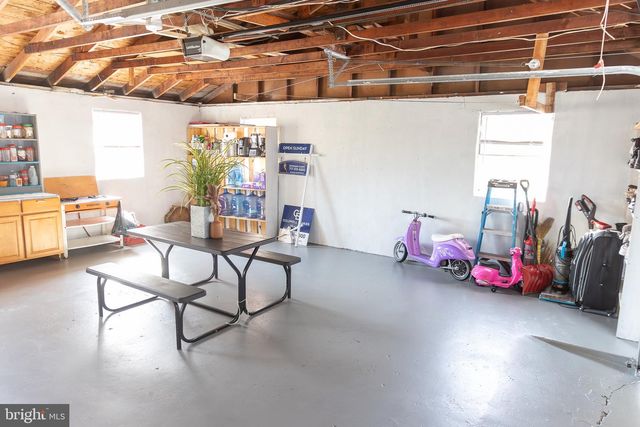 1024 E LISBURN ROAD, Mechanicsburg, PA 17055