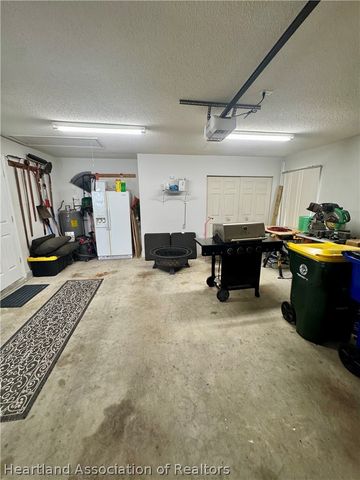 6933 Salem Court, Sebring, FL 33876