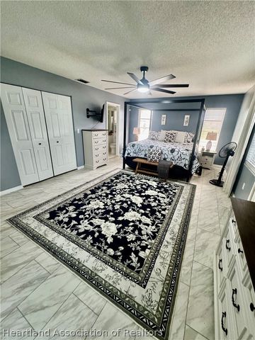 6933 Salem Court, Sebring, FL 33876