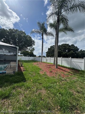 6933 Salem Court, Sebring, FL 33876