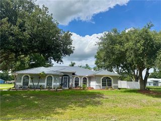 6933 Salem Court, Sebring, FL 33876