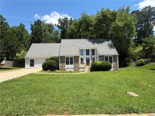 6762 Oakland Drive, Douglasville, GA 30135