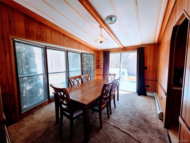 6 Short Lane, Hyde Park, NY 12538