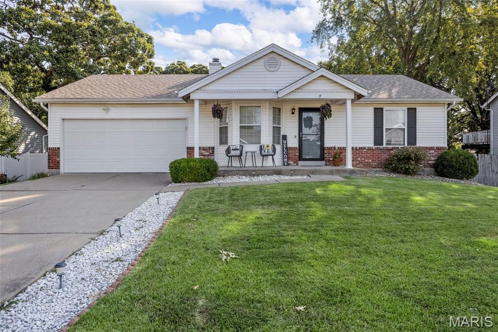 12 Mallard Pointe Drive, O'fallon, MO 63368