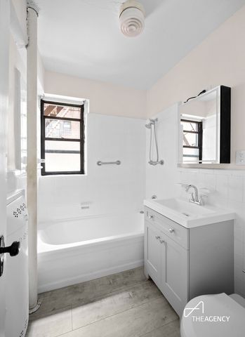 3540 82nd St Apt 2G, New York City, NY 11372