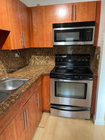 1500 NE 127th St 205, North Miami, FL 33161