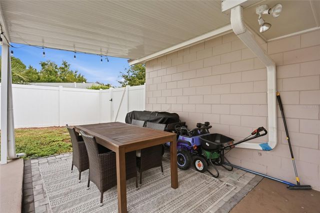 4 CARRIAGE HILL CIRCLE, Casselberry, FL 32707