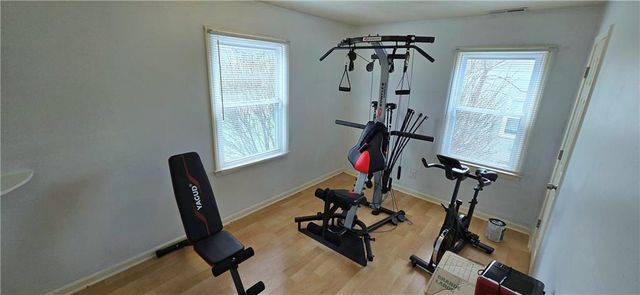 1606 W Sheley Road, Independence, MO 64052