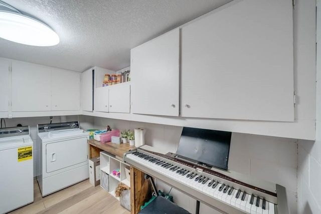 6657 NW Timberline Drive, Des Moines, IA 50313