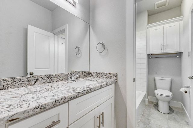 4677 Bellfort Street B, Houston, TX 77051