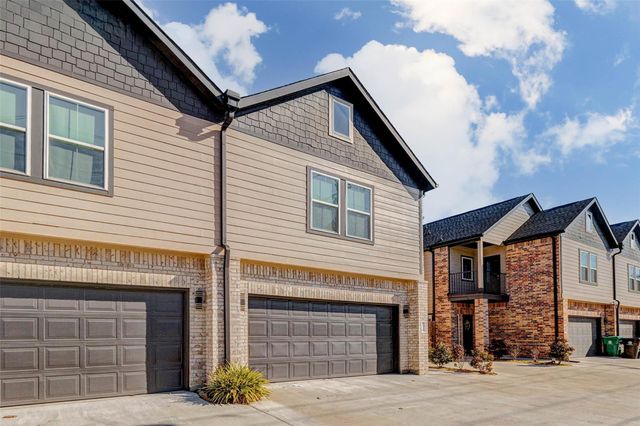 4677 Bellfort Street B, Houston, TX 77051