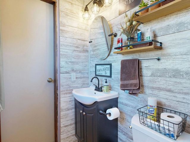 4775 E Coleman Road, Clare, MI 48617