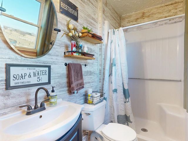 4775 E Coleman Road, Clare, MI 48617