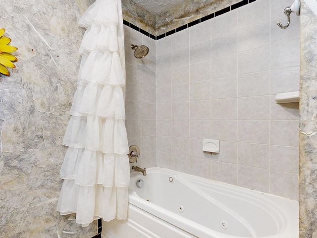 4775 E Coleman Road, Clare, MI 48617